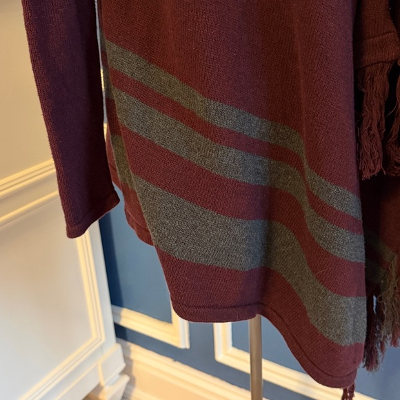CAbi Port Fringe Wrap Cardigan Sweater Burgundy Gray - Size S - Picture 9 of 10
